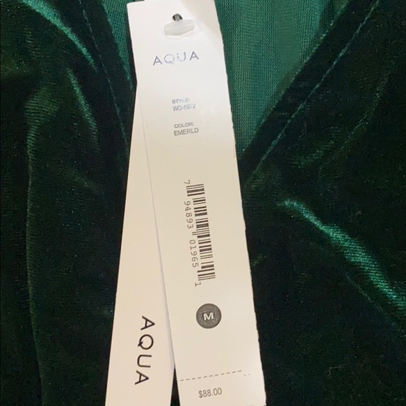 Green velvet Dress - Picture 4 of 7